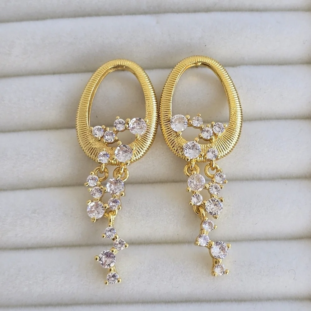Gold Oval CZ Drop Earrings | Modern Vintage Glam ✨️